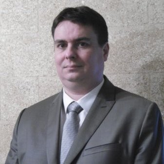 Cédric Van-Robays